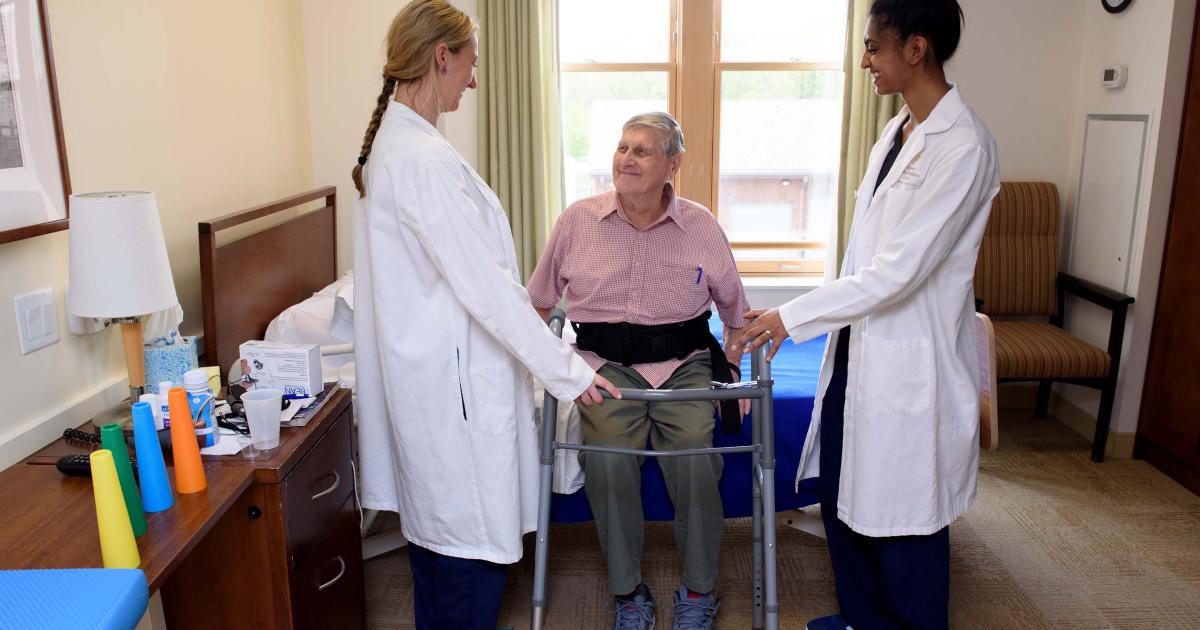 Helping Seniors Recover After a Hospitalization