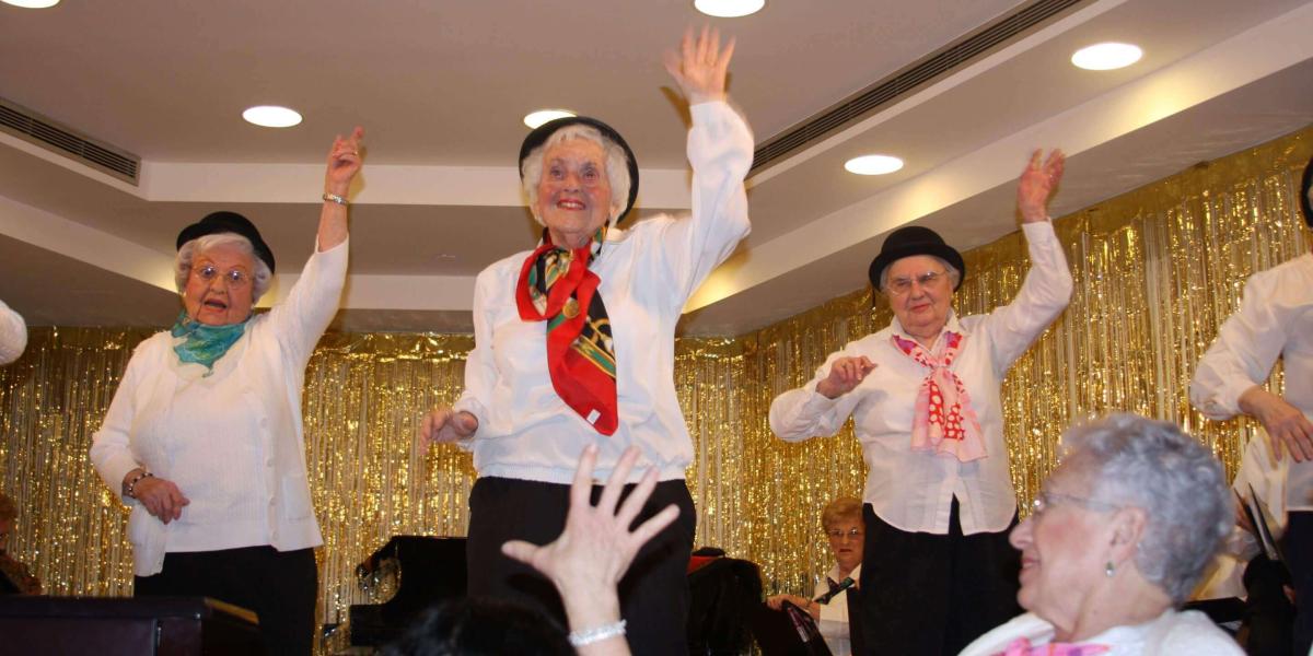 The Joy of Movement: Unpacking the Benefits of Dancing for Seniors ...